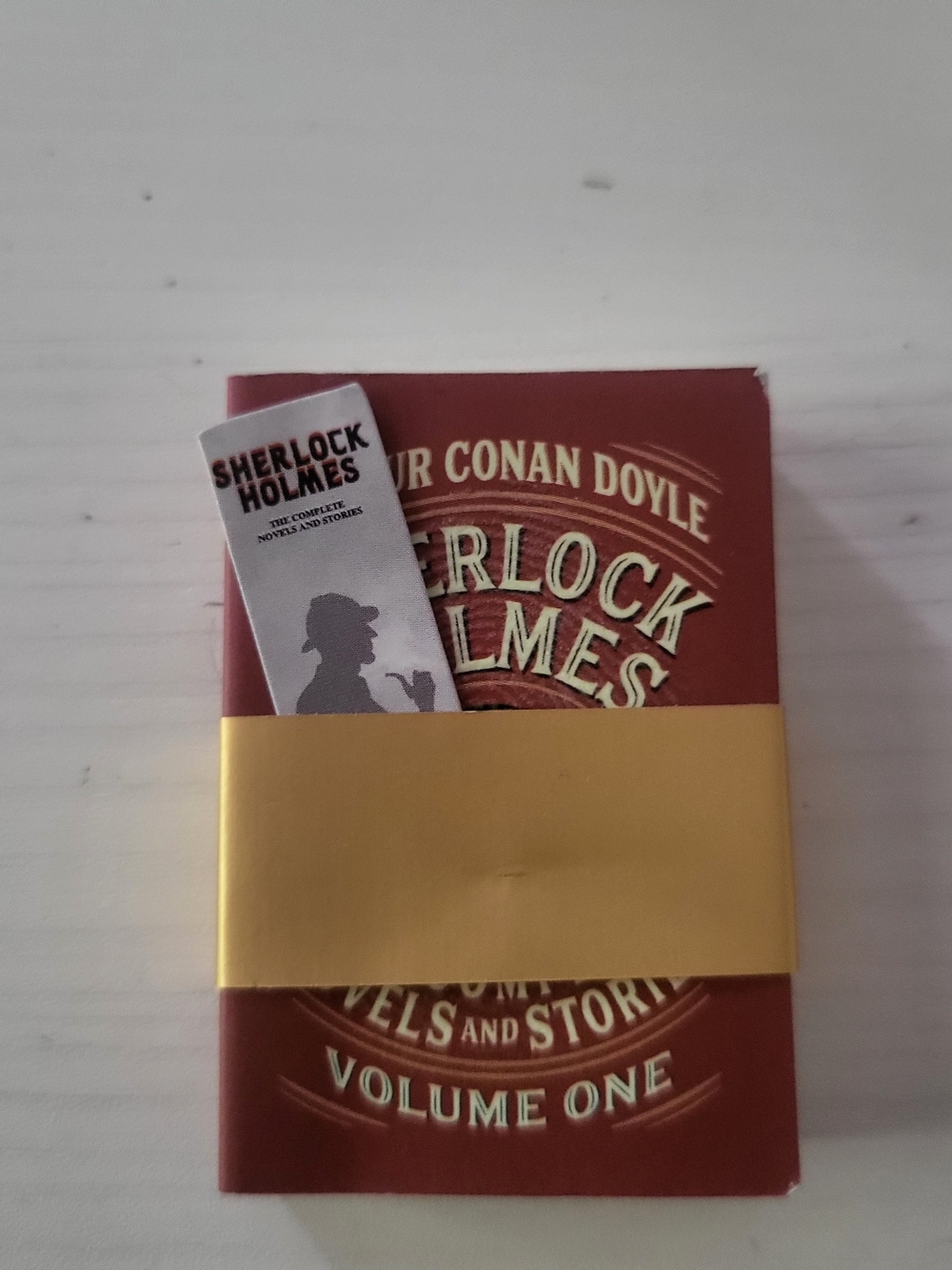 Zuru Mini Brands Book - Sherlock Holmes Kids Book -